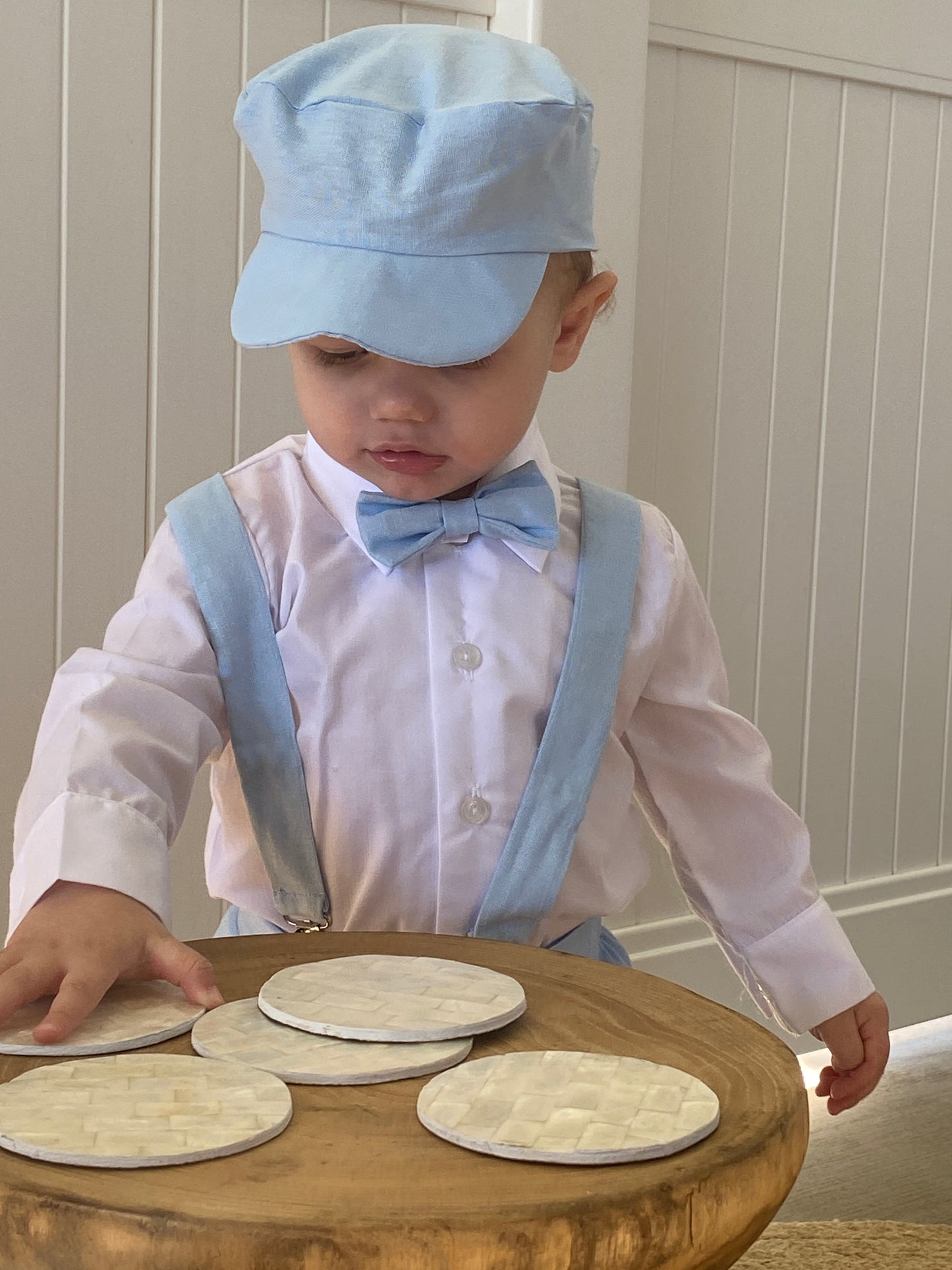 Linen Suspender Set Light Blue